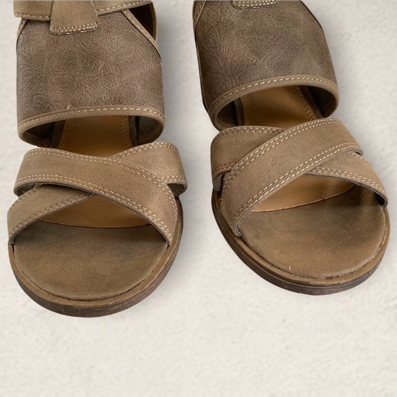 Rampage Block Heel Shoes - Picture 3 of 13